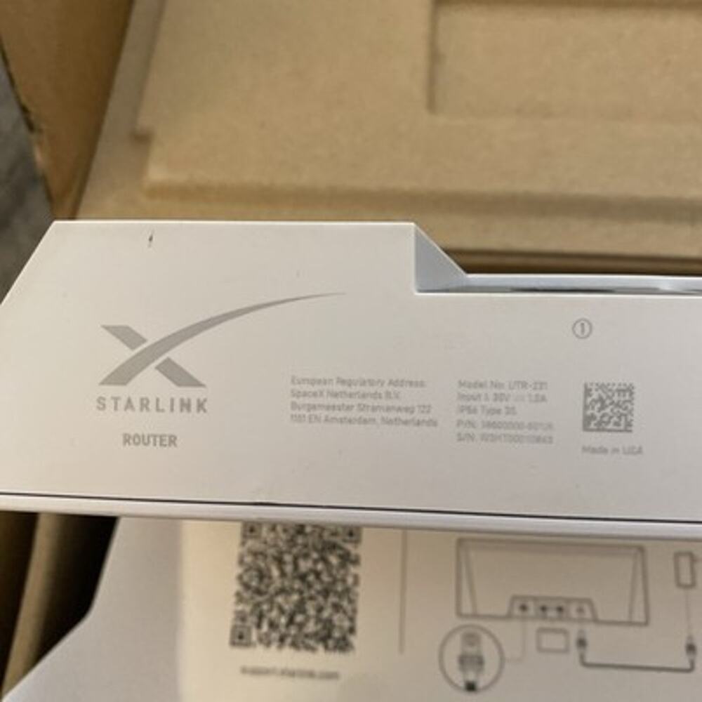 Starlink UTR-231 Router Kit Standard - Picture 4 of 5